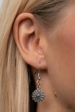 Load image into Gallery viewer, Marigold Meadows - Orange