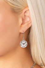 Load image into Gallery viewer, Poppy Persuasion - Purple